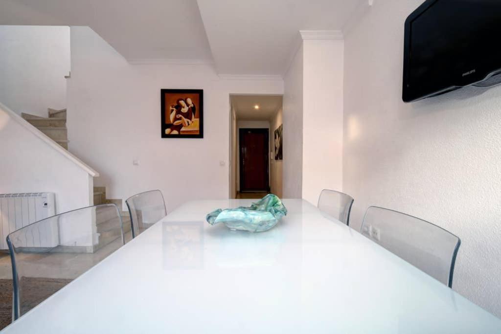 Duplex Con Vistas Al Mar Apartment La Línea de la Concepción Екстериор снимка