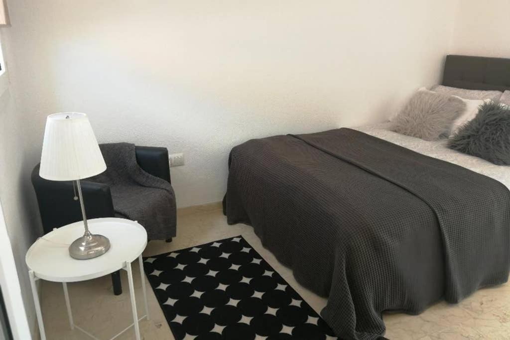 Duplex Con Vistas Al Mar Apartment La Línea de la Concepción Екстериор снимка